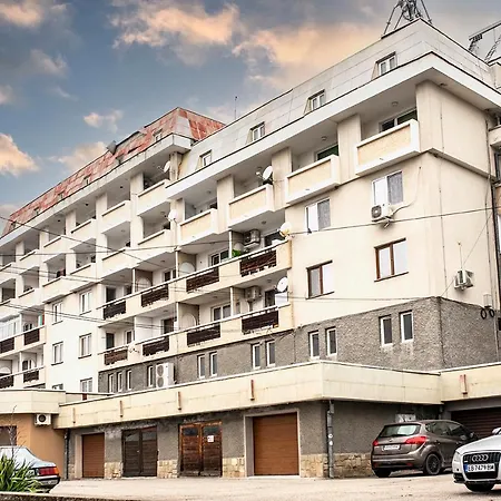 Явор Apartment Tryavna Exterior photo